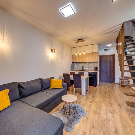 Skyday Penthouse Deluxe At Oak Residence Смолян Екстериор снимка