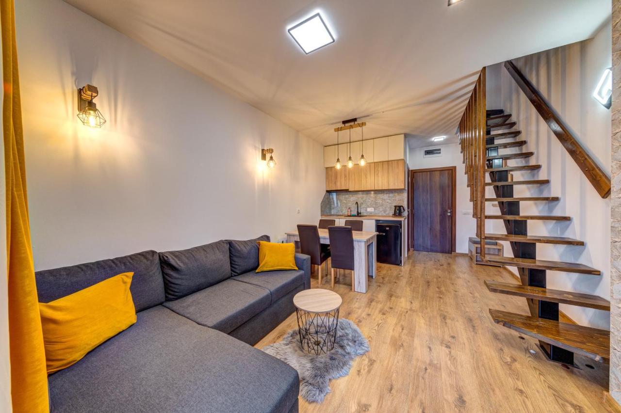 Skyday Penthouse Deluxe At Oak Residence Смолян Екстериор снимка