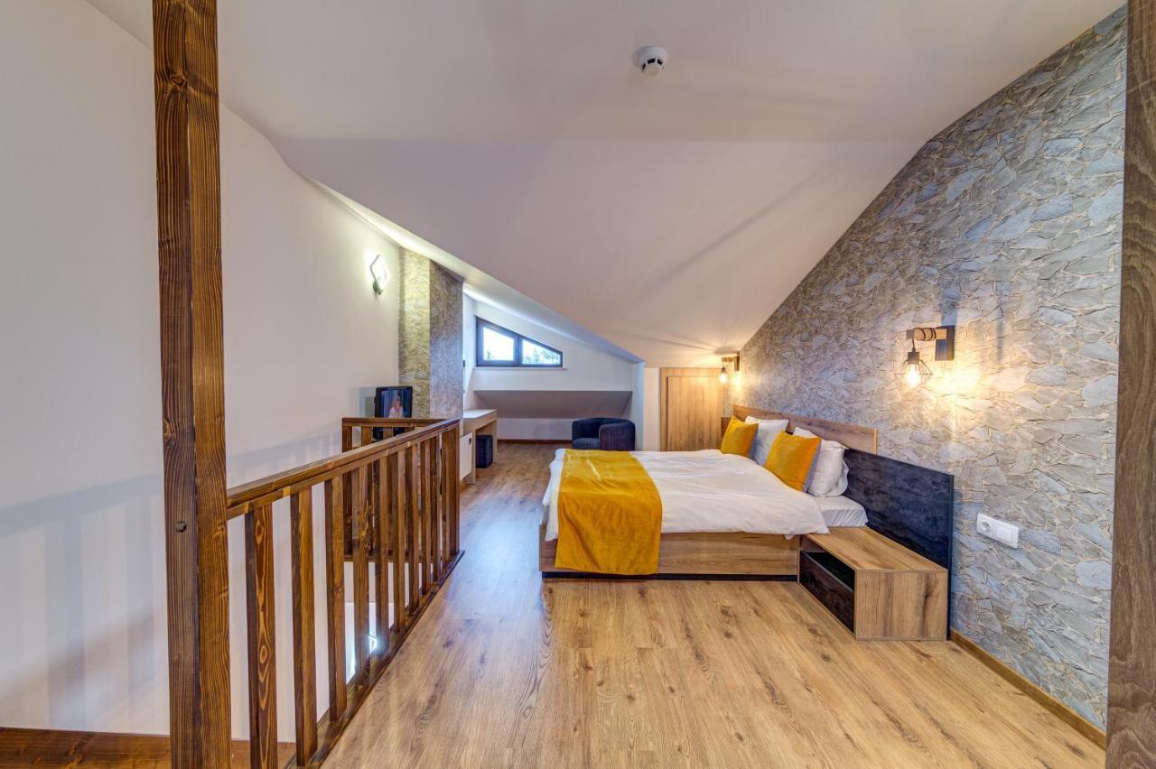 Skyday Penthouse Deluxe At Oak Residence Смолян Екстериор снимка